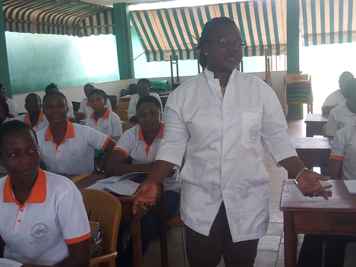 AMREF Monaco – Renforcement des capacités de deux sages-femmes ivoiriennes